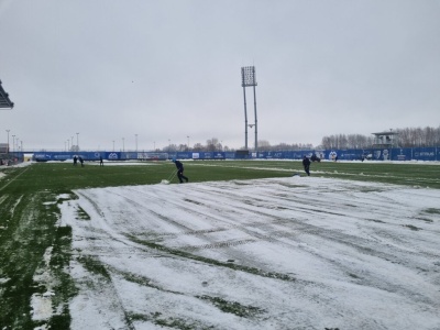 Śnieg, chaos i bezradność lidera. Pogoń Siedlce zatrzymała Wisłę Kraków