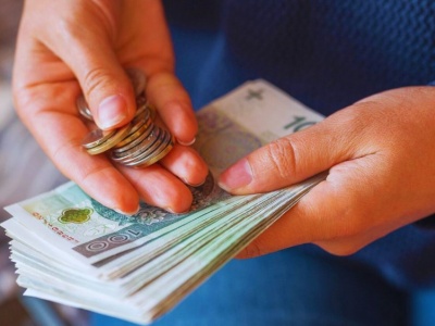 Dlaczego tylu przedsiębiorców żąda gotówki? Gorzka prawda o polskim biznesie