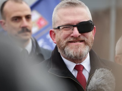Braun bez wstępu do Sejmu po antysemickich wypowiedziach