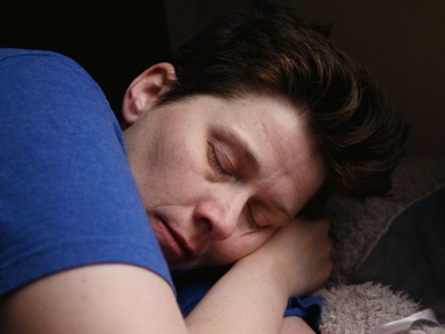 Bezdech senny częściej występuje u mieszkańców tych miast: nowe badania ujawniają zaskakujący powód