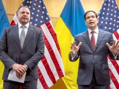 Europa kontratakuje, ale czy uratuje Ukrainę? W Genewie trwają rozmowy o przyszłości kontynentu