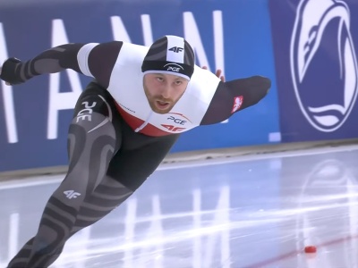 Łyżwiarstwo szybkie: Podium i rekord Polski Damiana Żurka w Calgary!
