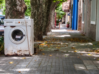 Pół pustego worka już nie wystawisz. Śmieciarka ci nie wybaczy