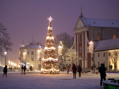 Boże Narodzenie pełne śniegu? Prognozy dają zaskakującą odpowiedź. Nad Europą szykuje się cyklon