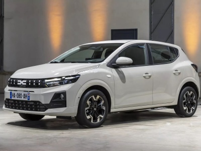 Tyle zapłacisz za najtańsze samochody spalinowe na rynku. Nie zapomnij dopłacić za klimatyzację