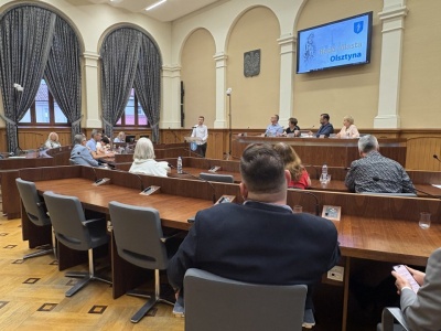 Sprawy mieszkańców zredukowano do zbiorczej interpelacji. M. Arczak: 