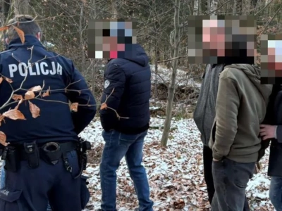 Pożar w Karpaczu. Pijani obcokrajowcy ewakuowani z płonącego budynku. Usłyszeli zarzuty