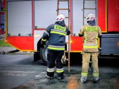 Dramatyczny bilans służb: dziesięć ofiar śmiertelnych i dziesiątki poszkodowanych w pożarach