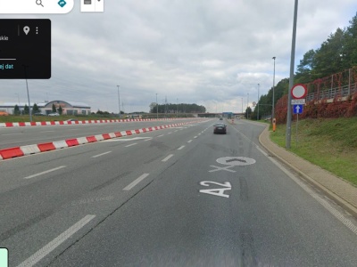 Policja też musi zarobić na święta. Łapią tam, gdzie na autostradzie jest ograniczenie do 50