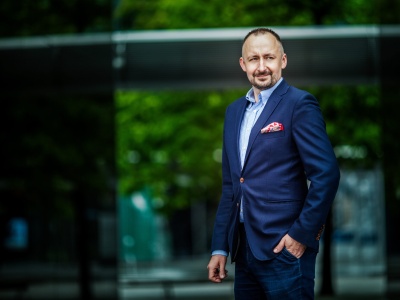 Bartosz Głowacki dyrektorem handlowym w Cyber360