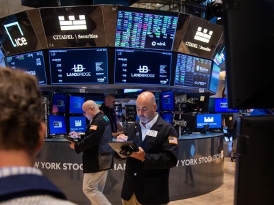 UBS: wyprzedaż akcji w USA dobiegła końca, możliwy wzrost rynku w końcówce roku