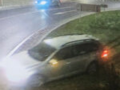 „Na rondzie prosto” w Zielonej Górze. Kierowca był pijany (NAGRANIE)