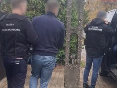 Akcja służb. W tle lewe faktury na prawie 13 mln. Cztery zatrzymania