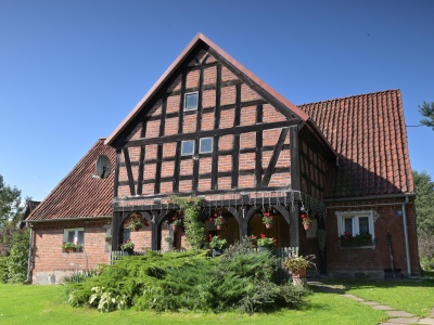 Wernisaż fotografii i prelekcja „Domy podcieniowe Wysoczyzny Elbląskiej”