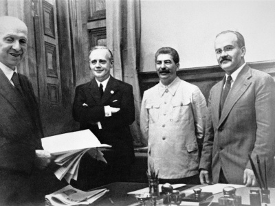 Kto wywołał wojnę? Wiadomo Polacy! Sojusz nazizmu i socjalizmu