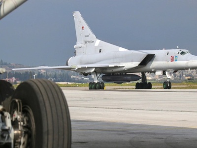 Rosja przerzuciła 16 bombowców. Szykują się potężne bombardowania Ukrainy