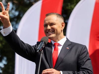 W nowym sondażu Nawrocki zaskakuje. To prawie historyczny rekord