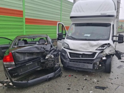 Pijany kierowca spowodował kolizję na S8 – auta wpadły na siebie jak domino