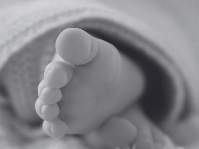 Straszne odkrycie w Niemczech. Ciało noworodka znalezione w sortowni śmieci