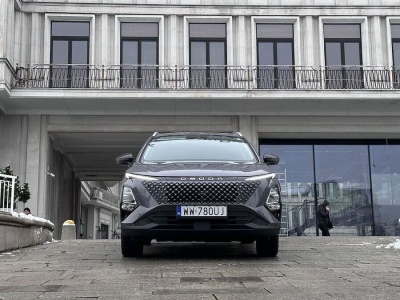 Hybrydowa część Omody 5 Hybrid jest całkiem udana. Reszta udana jest po staremu