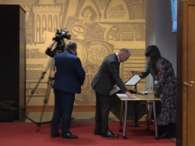 Marszałek Całbecki zdjął maskę i jawnie sabotuje rozwój Bydgoszczy