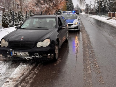 Słotwiny: Młody kierowca mercedesa „driftował” na drodze gminnej