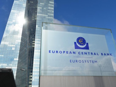 EBC sugeruje bankom zwiększenie płynności w dolarach