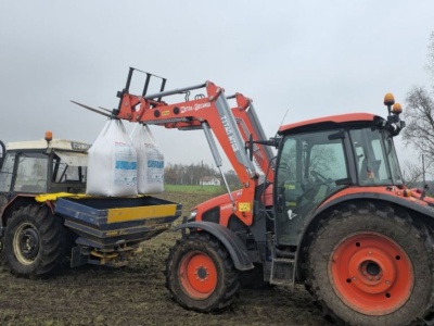 Podatek CBAM uderzy w ceny nawozów od stycznia? Rolników czeka gwałtowny wzrost kosztów