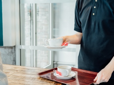 Wynagrodzenia w górę już od 1 grudnia. Pracownicy w całej Polsce dostaną gwarantowane podwyżki