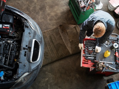 Niemal 7 na 10 firm założonych w 2024 roku nadal jest aktywnych. Dane GUS