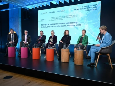 Konferencja „Wizjonerzy – Reformatorzy Zdrowia 2025” na zdjęciach. Kilkudziesięciu ekspertów