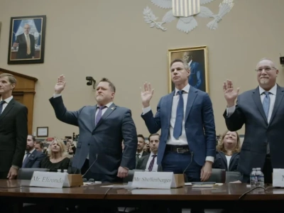 To nie kolejny film o UFO. Szychy z CIA twierdzą, że jesteśmy okłamywani