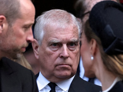 Zaskakujące doniesienia o byłym księciu Andrzeju. Chodzi o sukcesję