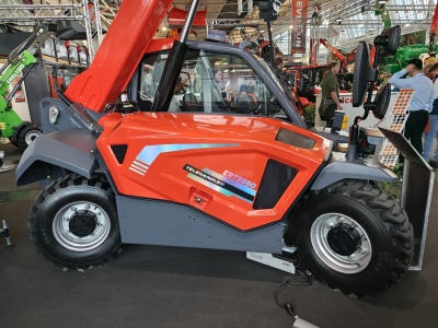 Everun ERT2860 – chińska ładowarka teleskopowa z polotem. Najpewniej nieźle wyceniona