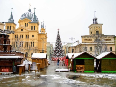 Nowa lokalizacja i zwiększone bezpieczeństwo. Ostatnie przygotowania do Łódzkiego Jarmarku Bożonarodzeniowego 2025