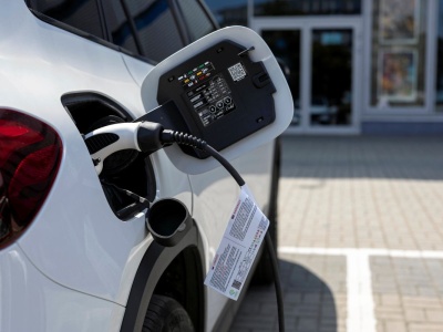 Nowy podatek dla właścicieli elektryków. 