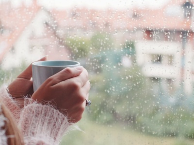 Napój, który działa jak eliksir młodości. Wystarczy dodać do niego 2 łyżeczki tego składnika