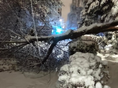 Ponad 140 interwencji w związku z silnymi opadami śniegu