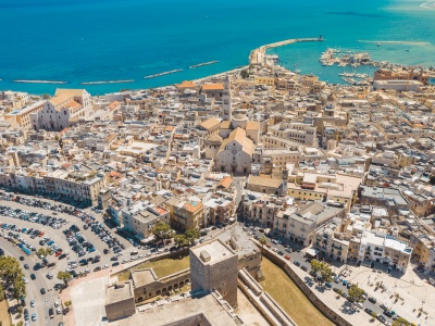 City break w sercu Apulii 🏛️🌊 Loty z Warszawy i hotel w centrum Bari za 809 PLN
