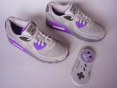 Zrób krok w przeszłość: designerskie sneakersy, które są w pełni działającą konsolą retro.