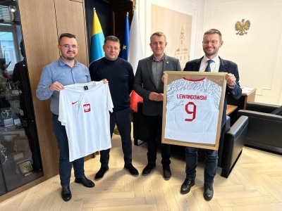 Gramy dla Kubusia! Pierwsze gole już padły – 10 tysięcy złotych i koszulka Roberta Lewandowskiego na licytacji