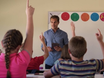 Nauczyciel nie jest od ratowania świata. Ma prawo powiedzieć uczniom 