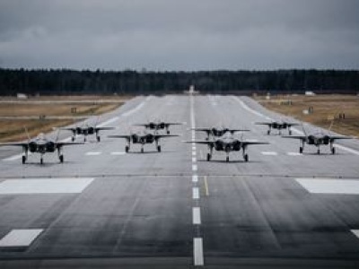 Rozważają rezygnację z F-35. USA coraz mocniej się niecierpliwią