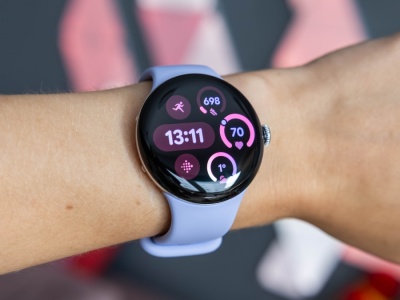 Pixel Watch 4 – recenzja. Chciałam go polubić, ale Google musi jeszcze wiele poprawić  