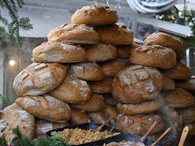 Co można kupić na Rynku Głównym? Jarmark Bożonarodzeniowy oficjalnie otwarty (Galeria)