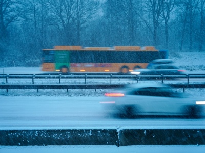 IMGW ostrzega przed gęstą mgłą w siedmiu województwach