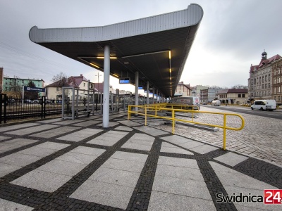 Cięcia na autobusowej trasie Świdnica-Wrocław. Przewoźnik tłumaczy to „dostosowaniem do realnego obłożenia”