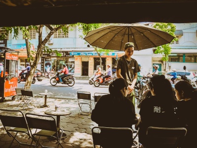 Nie głaszcz dzieci po głowie i zdejmij buty. Wietnamski savoir-vivre dla początkujących