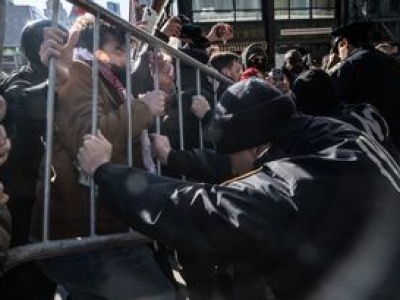 Działo się w nocy. Zablokowali nalot na imigrantów w Nowym Jorku