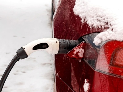 Jak szybko zimą da się naładować elektryka? Test z Norwegii zaskakuje